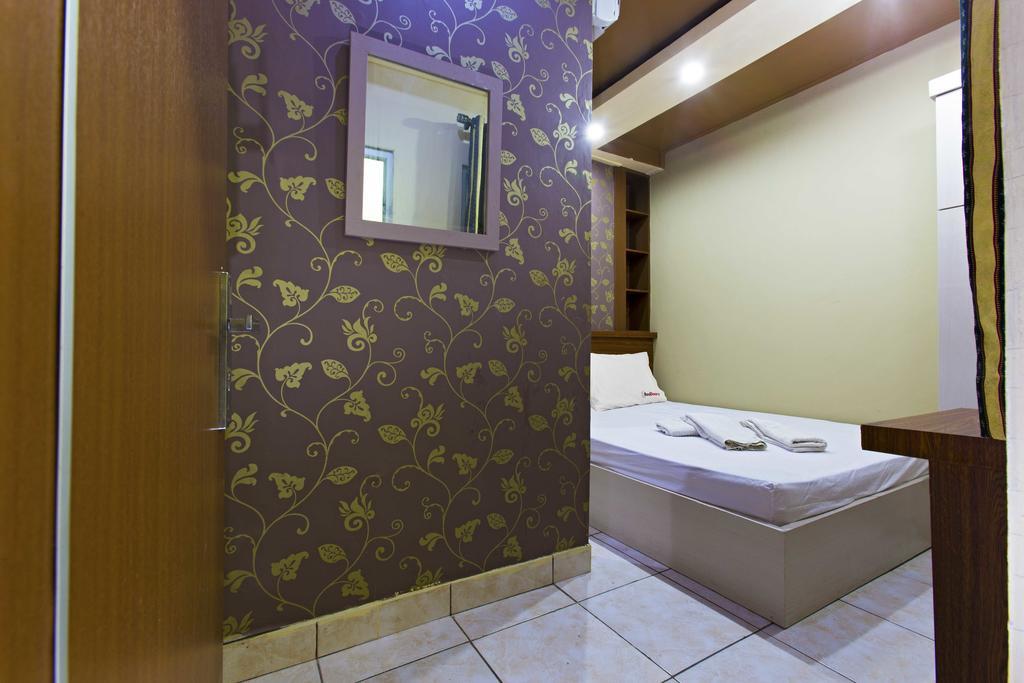 Reddoorz @ Tebet Asem Baris Hotel Jakarta Exterior photo